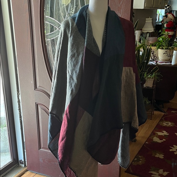 Color Block Poncho - Picture 1 of 9